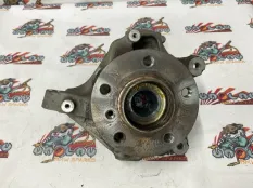 Кулак BMW F48 29.07.2016 31216876646 B48O, передний правый