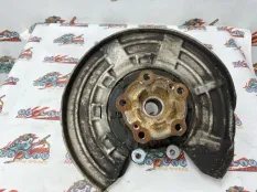 Кулак BMW F82 09.2014 33302284795 КУПЕ S55B30A, задний левый