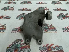 Кронштейн двигателя BMW G11 22116864593 B48, левый