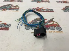 Фишка датчика дорожного просвета BMW G11 61138383300