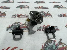 Крюк замка капота BMW E90 51237073916