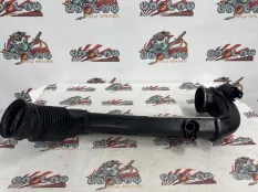 Патрубок воздушного фильтра BMW F48 18.07.2016 13718511377 КРОССОВЕР B47U