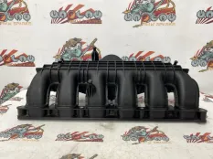 Коллектор впускной BMW E82 07.10.2009 11617564679 КУПЕ N54