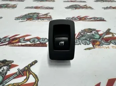 Кнопка стеклоподъемника BMW E83 06.09.2007 61319113773 КРОССОВЕР N52K, задняя