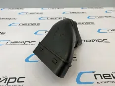 Воздуховод BMW Z4 28.05.2003 13717509118 РОДСТЕР M54