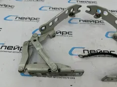 Петля капота BMW E39 2002-10-18 41618203275 УНИВЕРСАЛ M54B30
