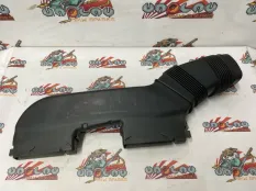 Воздуховод BMW E84 15.01.2013 13717588279 КРОССОВЕР N20B20A