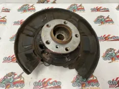 Кулак BMW F32 20.09.2013 33326797508 КУПЕ N20B20A, задний правый