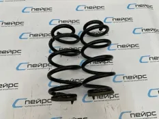 Пружина подвески BMW F48 04.07.2016 33536872298 КРОССОВЕР B48O, задняя