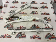 Шторка безопасности BMW G30 09.09.2020 72127372518 СЕДАН B57D30A, правая