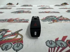 Кнопка аварийной сигнализации BMW F16 12.02.2015 61316842274 КРОССОВЕР N57D30A