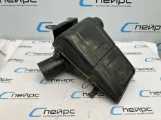 Корпус воздушного фильтра BMW E24 13711271270