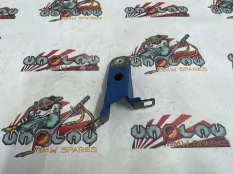 Кронштейн крыла BMW F31 05.07.2014 41358066938 УНИВЕРСАЛ N47D20C, правый