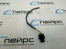 Фишка парктроника BMW F32 61122295873