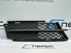Решетка в бампер BMW E90 51117134082, правая