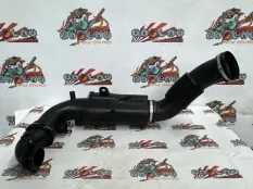 Патрубок воздушного фильтра BMW F48 02.07.2015 13717619268 КРОССОВЕР B48A20B