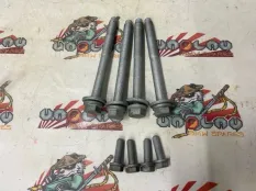 Болты подрамника BMW F10 02.2011 33326775040 СЕДАН N52B25AF, задние