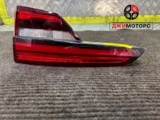 Фонарь задний правый Audi A4 B9 в крышку багажника