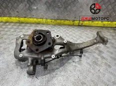 Правый передний поворотный кулак Audi A4 B9