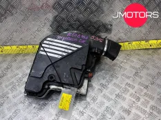 Корпус воздушного фильтра BMW F01 N63B44A 4,4L