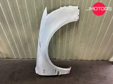 Переднее правое крыло Audi S8 D3 белое