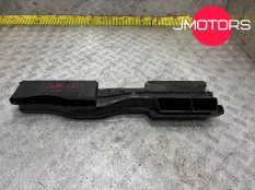 Корпус воздушного фильтра Volkswagen Golf 7