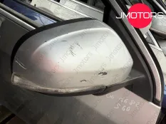 Правое зеркало Volvo S60 серебристое