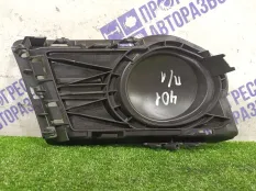 Накладка противотуманной фары передняя левая