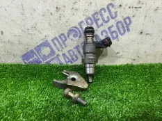 Форсунка топливная Toyota Avensis T250 2.0 1AZ-FSE