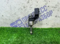 Форсунка топливная Volkswagen Golf 5 1.4 CAX