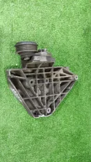 Кронштейн компрессора кондиционера Skoda Superb