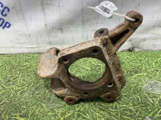 Поворотный кулак задний правый Ford Mondeo 3 СЕДАН