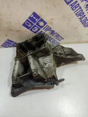 Кронштейн двигателя Mercedes-Benz W202 СЕДАН 1.8