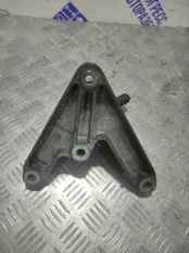 Кронштейн двигателя задний Opel Insignia СЕДАН 2.0