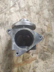 Клапан ЕГР (EGR) Volkswagen Passat B6 СЕДАН 1.9