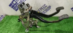 Педальный узел Mazda Demio УНИВЕРСАЛ 1.3 B3 2002
