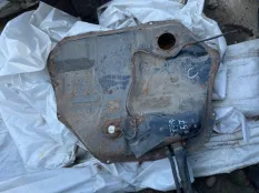 Бензобак Mitsubishi Galant СЕДАН 2.0 4G63 1993