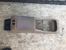 Консоль между сидений Mercedes-Benz ML W163