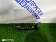 Крепление бампера заднее правое Honda Civic