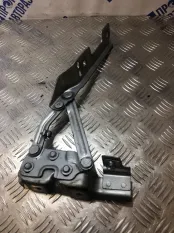 Петля капота левая Opel Astra J ХЭТЧБЭК A16XER 1.6