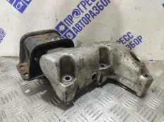 Подушка двигателя Nissan Qashqai КРОССОВЕР 1.6