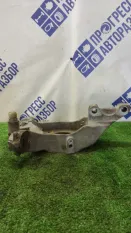 Кулак поворотный передний правый Nissan Teana J32