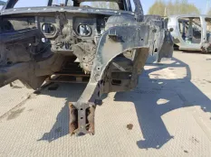 Лонжерон передний левый Land Rover Range Rover III