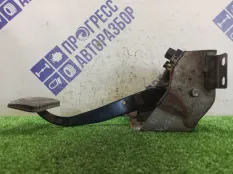 Педаль тормоза Hyundai Terracan ВНЕДОРОЖНИК 2.5