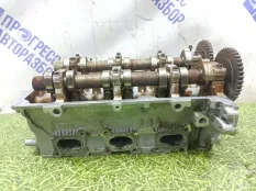 Головка блока цилиндров (ГБЦ) Ford Escape