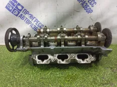 Головка блока цилиндров (ГБЦ) левая Ford Escape