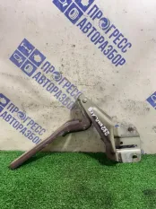 Петля капота передняя левая Volkswagen Jetta СЕДАН