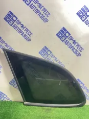 Стекло форточка боковое заднее левое Hyundai Santa