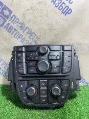 Блок управления климат-контролем Opel Astra J