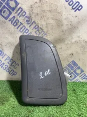 Подушка безопасности в сиденье передняя правая